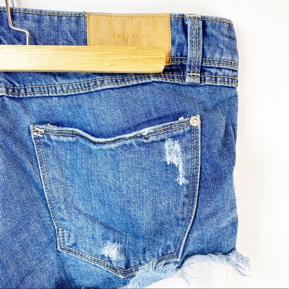 Zara Trafaluc Distressed Denim Cut-off Short - Picture 6 of 7